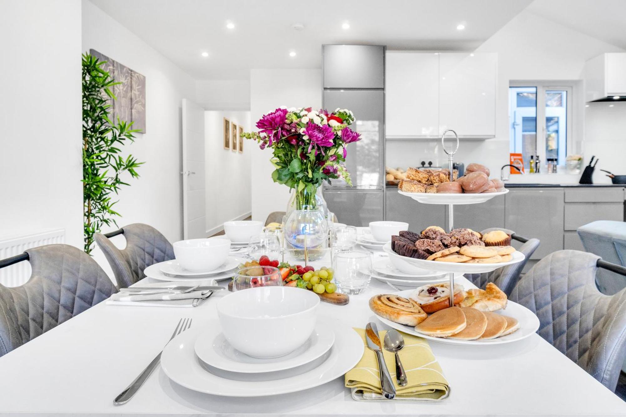 Homely North London Apartments Hendon The Hyde Exterior photo